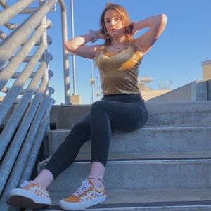 Meet your Posher, Emma